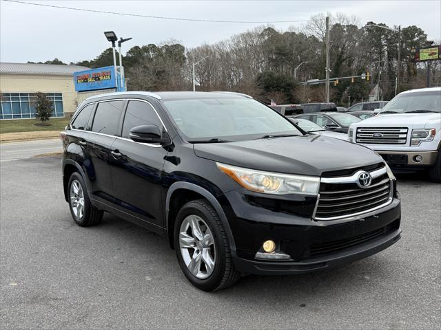 used 2015 Toyota Highlander car, priced at $16,995