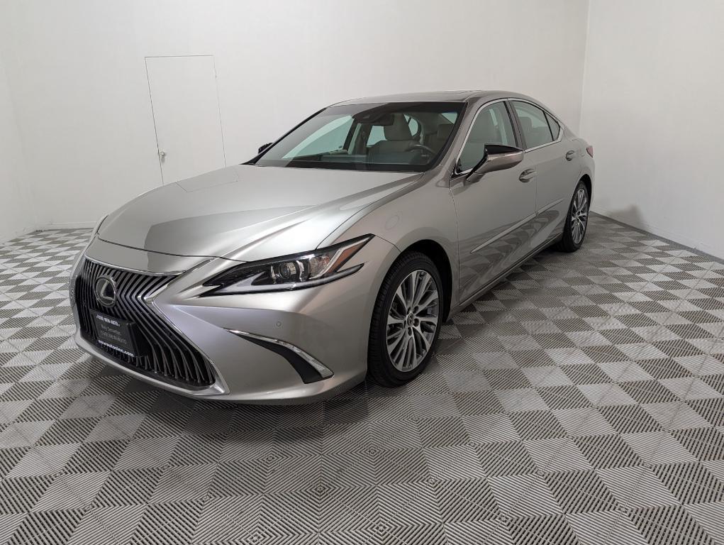 used 2020 Lexus ES 350 car, priced at $29,900