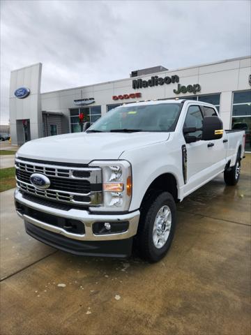 new 2025 Ford F-350 car, priced at $58,401