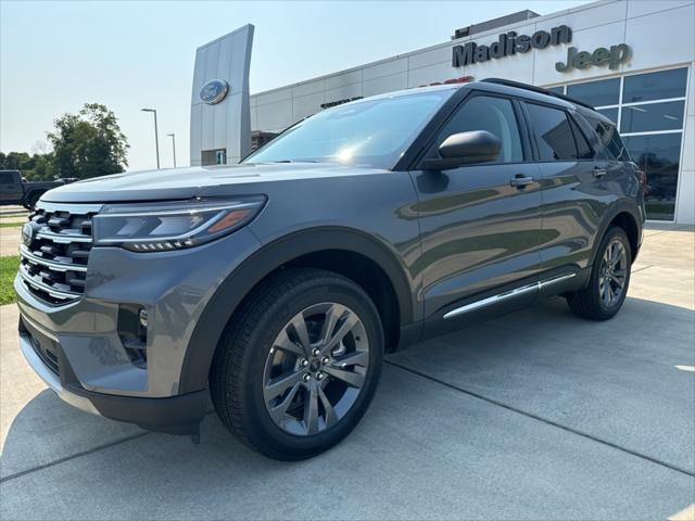 new 2025 Ford Explorer car, priced at $47,500