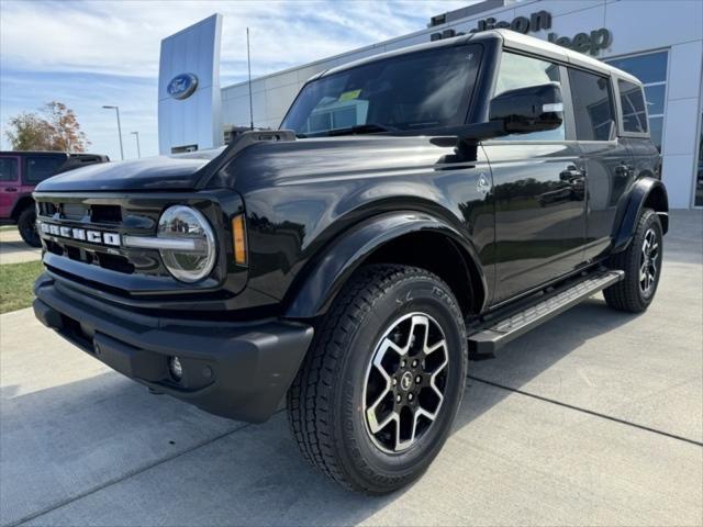 new 2024 Ford Bronco car, priced at $36,057