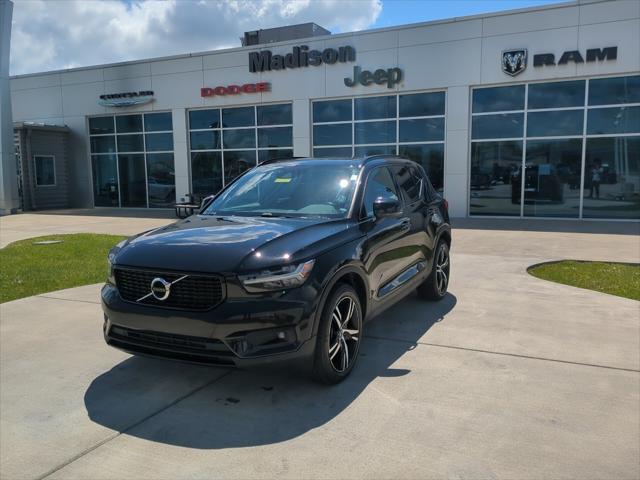 used 2020 Volvo XC40 car, priced at $23,762