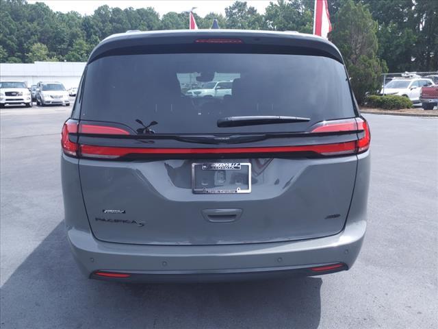 used 2023 Chrysler Pacifica car, priced at $38,980