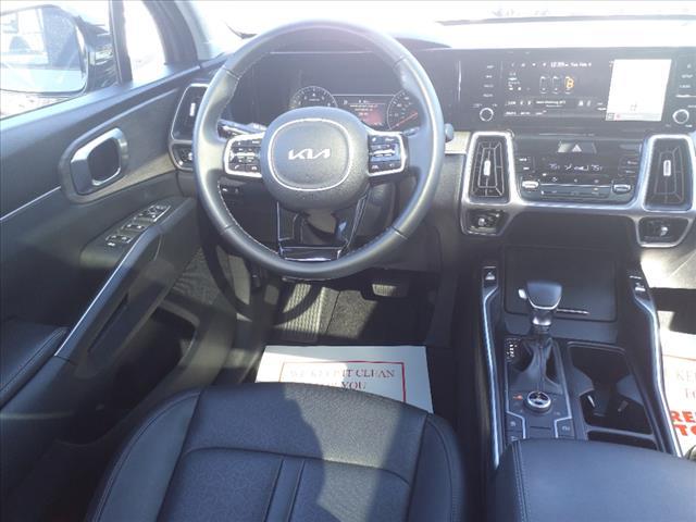 used 2022 Kia Sorento car, priced at $31,980