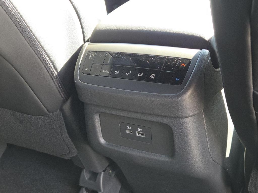 new 2025 Nissan Pathfinder car, priced at $38,187