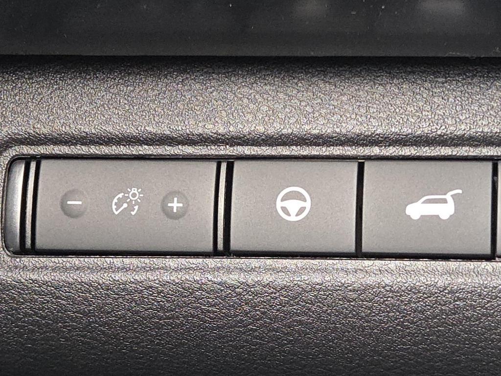 new 2025 Nissan Pathfinder car, priced at $38,187