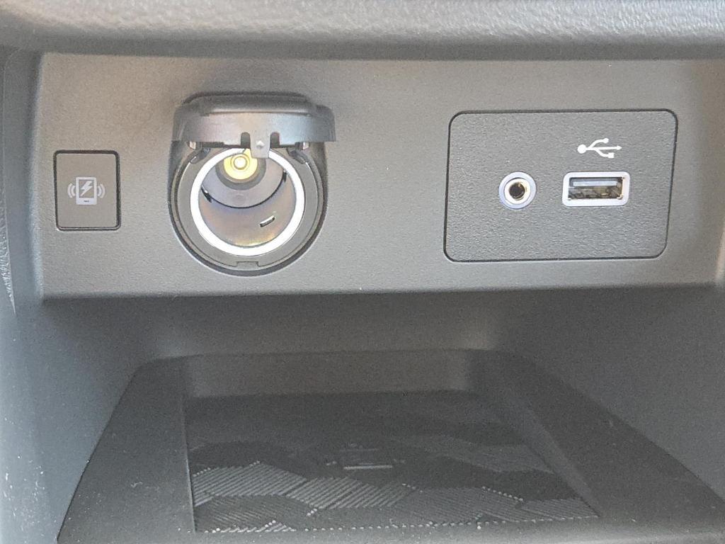 new 2025 Nissan Versa car, priced at $21,465