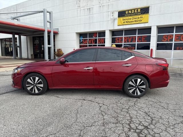 used 2022 Nissan Altima car, priced at $18,500