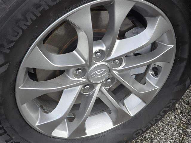 used 2019 Hyundai Santa Fe car, priced at $15,838