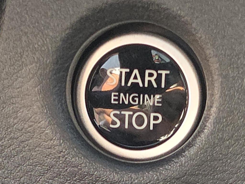 new 2025 Nissan Frontier car, priced at $39,479