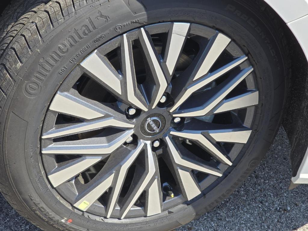 new 2025 Nissan Altima car, priced at $27,772