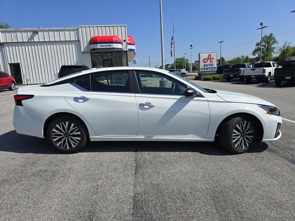 new 2025 Nissan Altima car, priced at $27,772