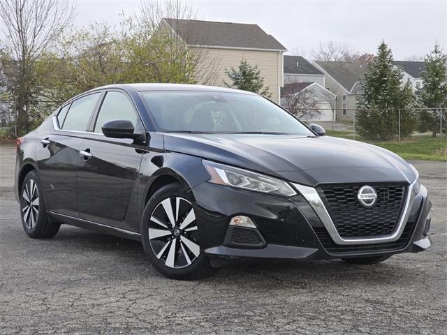 used 2022 Nissan Altima car, priced at $18,500