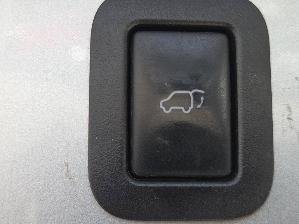 used 2017 Toyota Highlander car, priced at $18,500