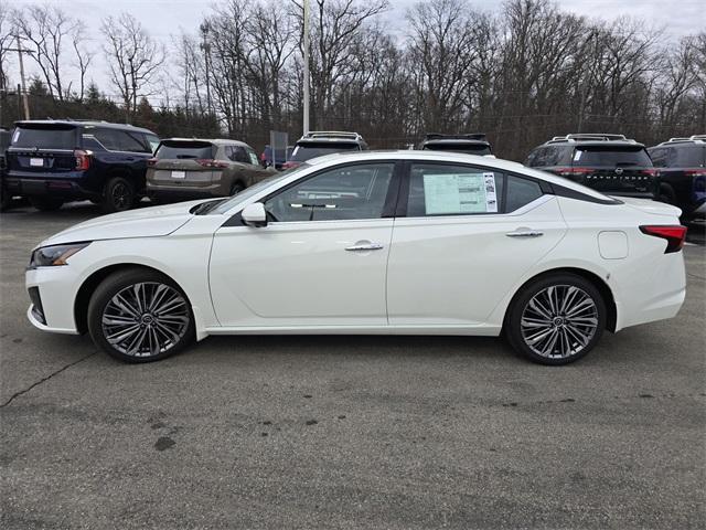 new 2025 Nissan Altima car, priced at $33,452