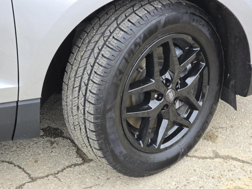 used 2022 Ford Edge car, priced at $24,700