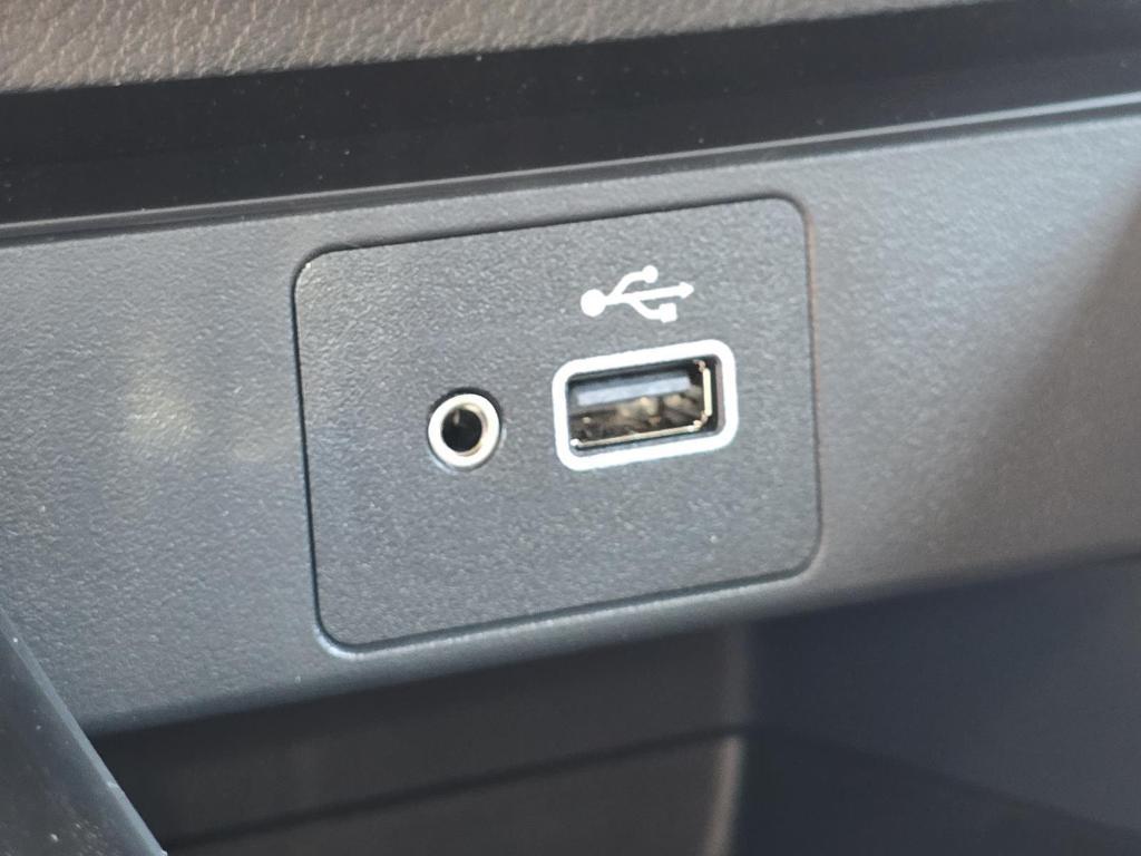 new 2025 Nissan Kicks car, priced at $24,104
