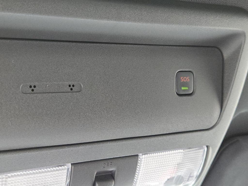 new 2025 Nissan Frontier car, priced at $40,479