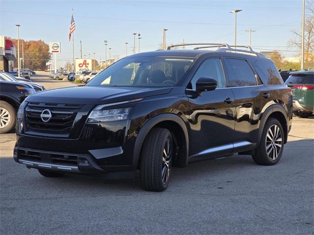 new 2024 Nissan Pathfinder car, priced at $49,270