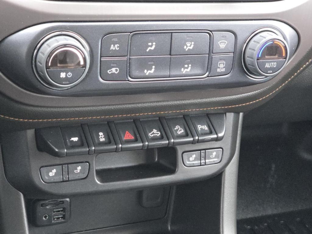 used 2022 GMC Canyon car, priced at $31,499