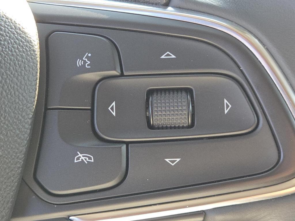 used 2022 Buick Encore GX car, priced at $20,000