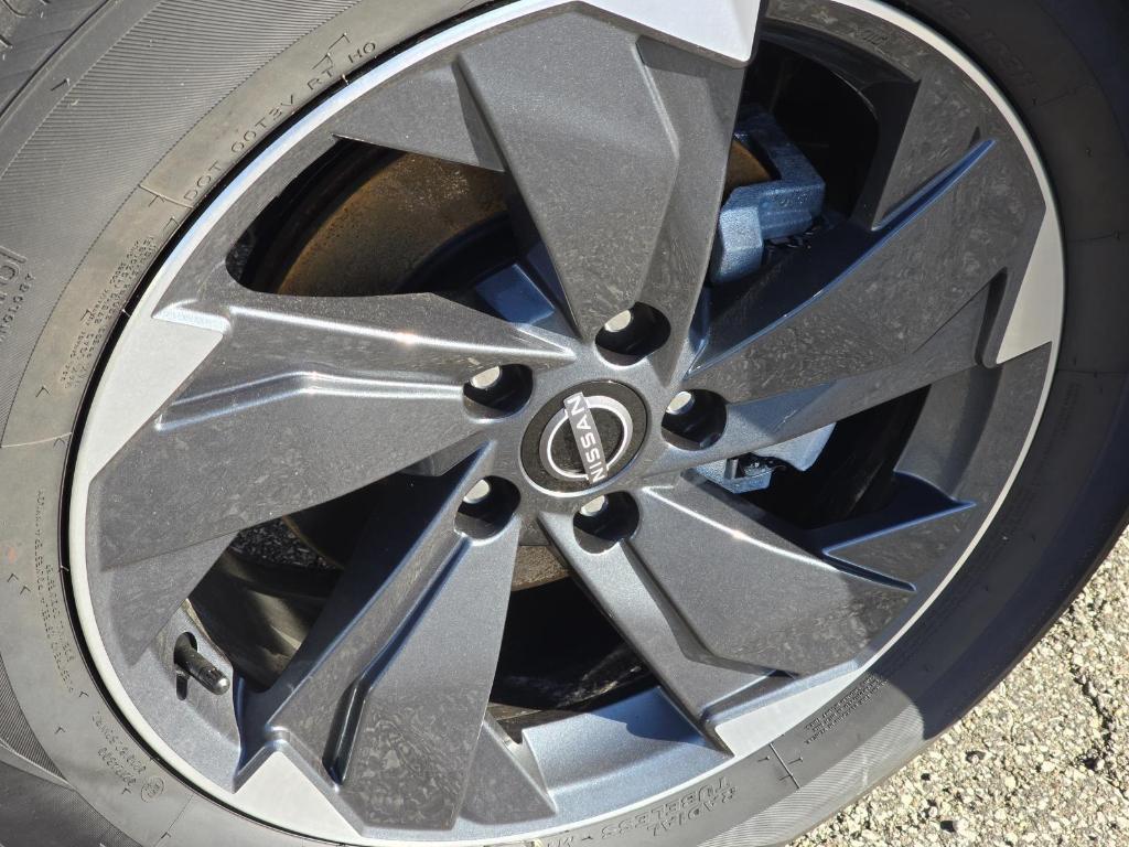 used 2024 Nissan Rogue car, priced at $27,200