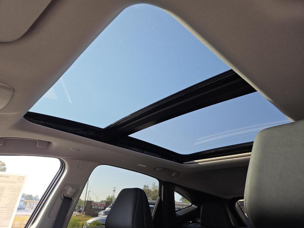 new 2025 Nissan Murano car, priced at $42,139