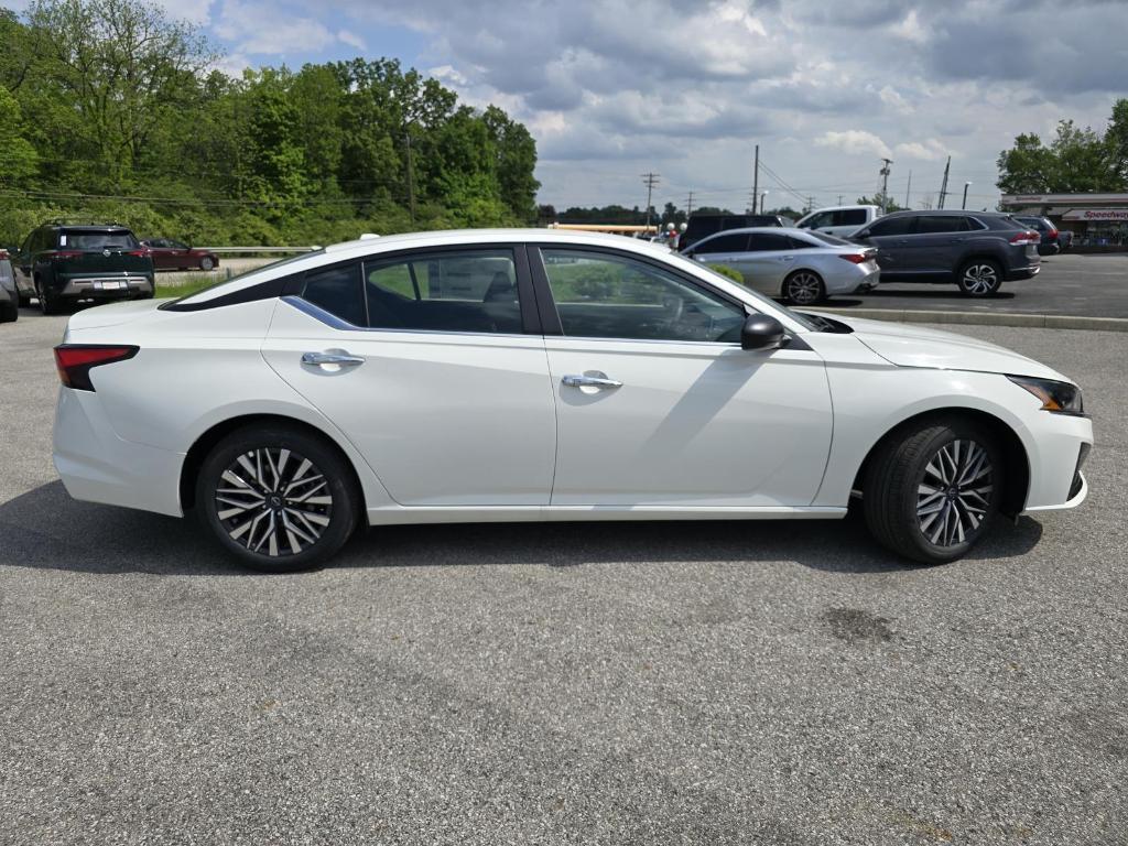 new 2025 Nissan Altima car, priced at $27,592