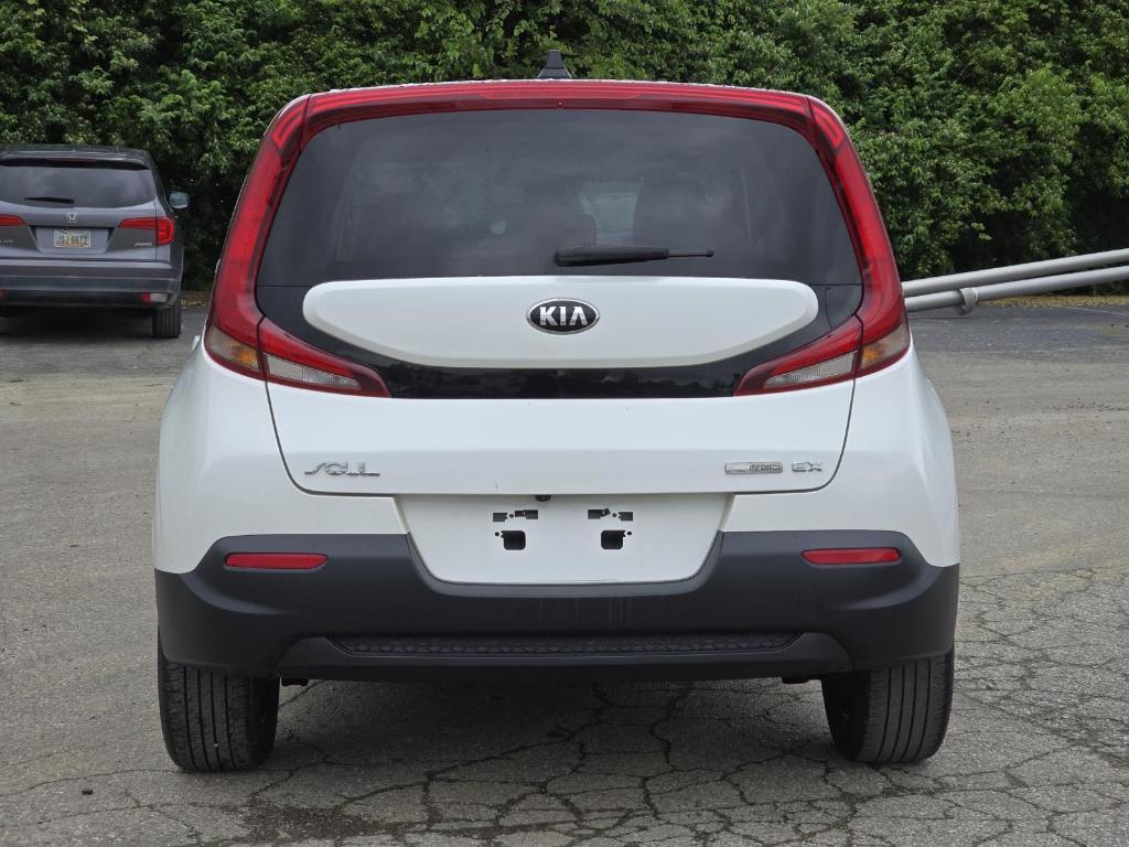 used 2021 Kia Soul car, priced at $15,400