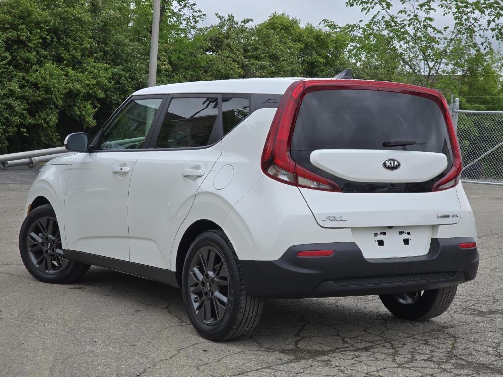 used 2021 Kia Soul car, priced at $15,400
