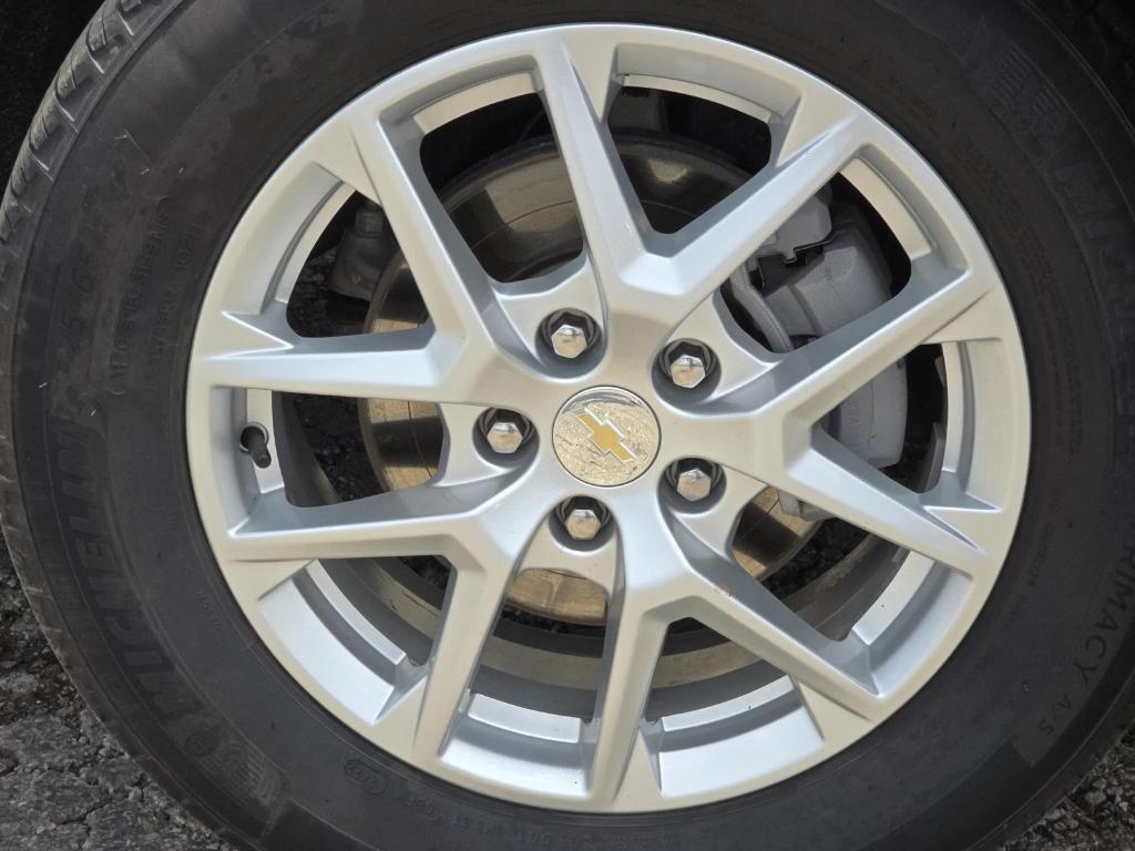 used 2022 Chevrolet Equinox car, priced at $22,800