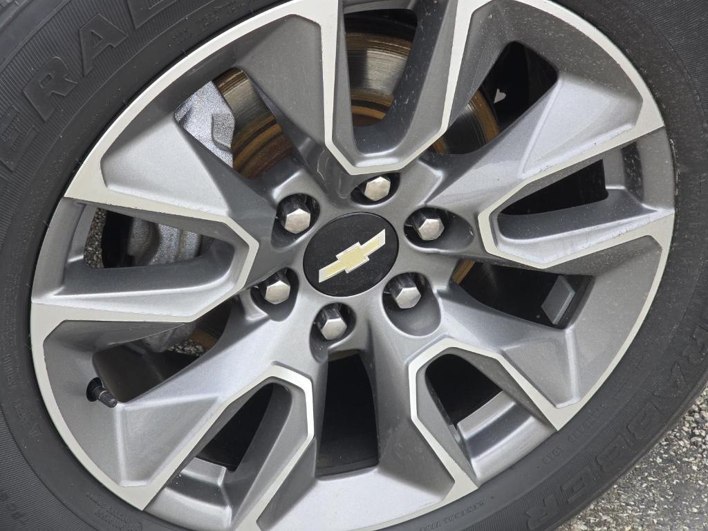 used 2020 Chevrolet Silverado 1500 car, priced at $32,573