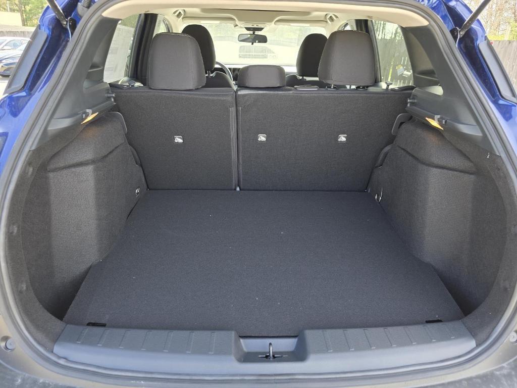 new 2025 Nissan Kicks car, priced at $28,747