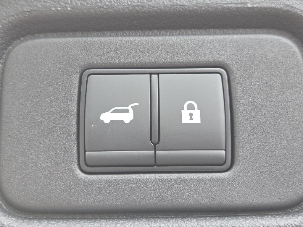 new 2025 Nissan Pathfinder car, priced at $43,678