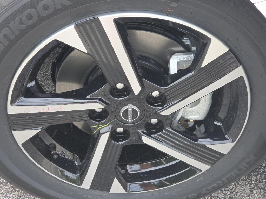 new 2025 Nissan Sentra car, priced at $23,318