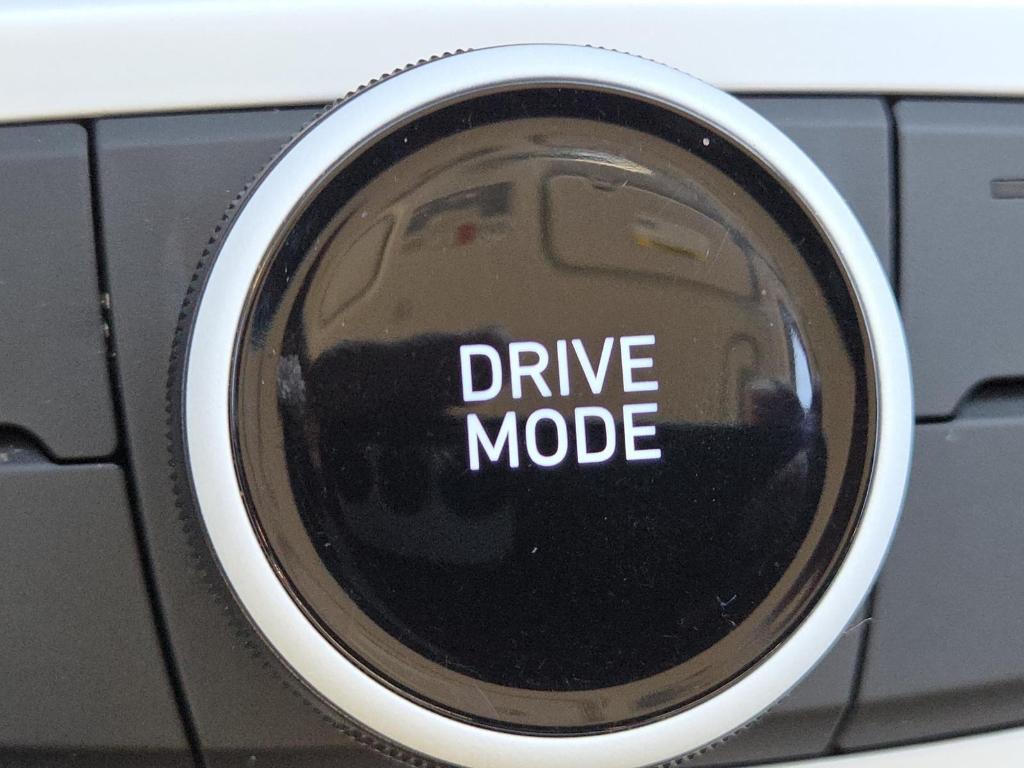 used 2024 Hyundai Venue car, priced at $20,599