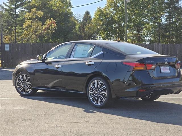 new 2025 Nissan Altima car, priced at $33,206