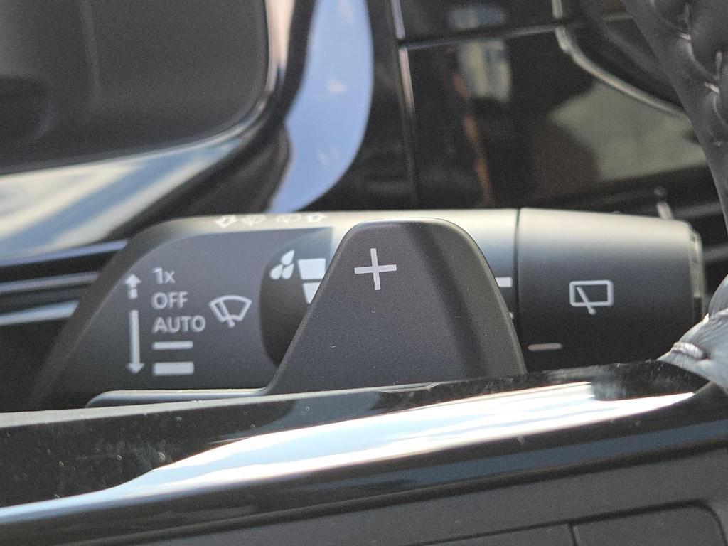 new 2025 Nissan Pathfinder car, priced at $45,522