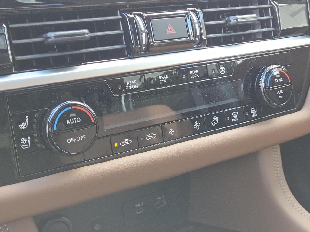 new 2025 Nissan Pathfinder car, priced at $45,522