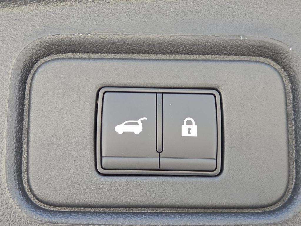 new 2025 Nissan Pathfinder car, priced at $45,522