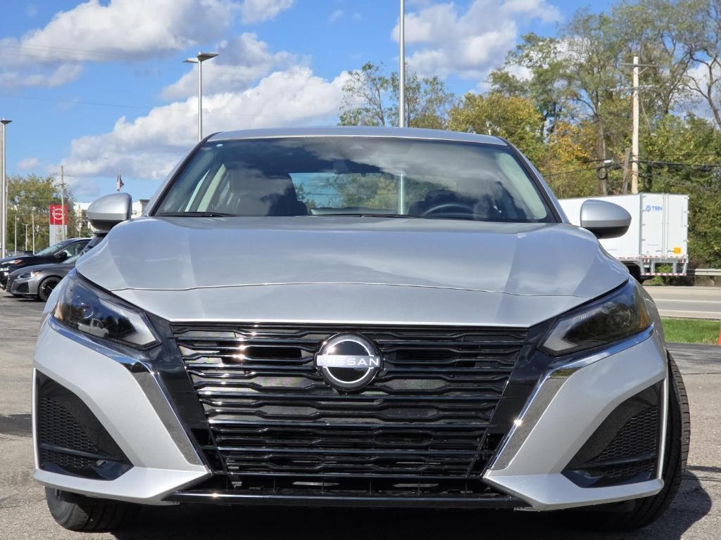 new 2025 Nissan Altima car, priced at $29,120