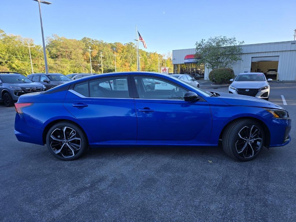 new 2025 Nissan Altima car, priced at $29,284