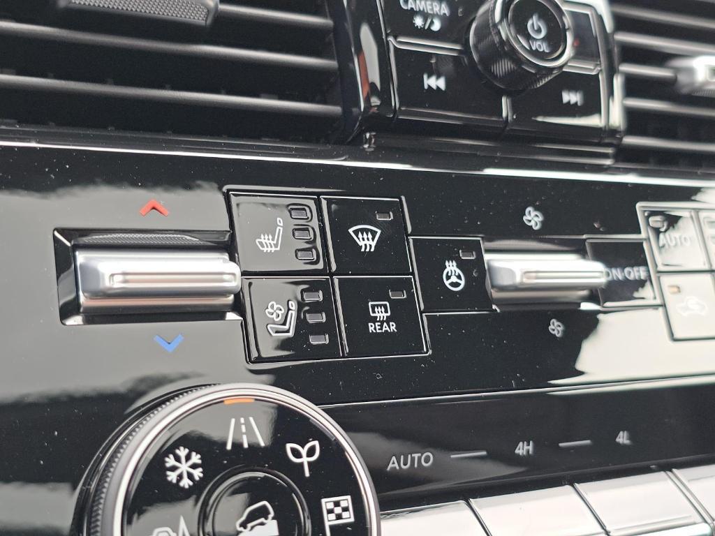 new 2025 Nissan Armada car, priced at $81,618