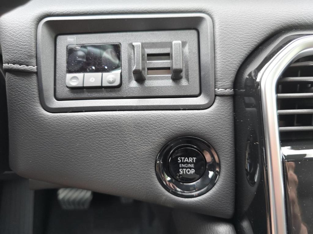 new 2025 Nissan Armada car, priced at $81,618