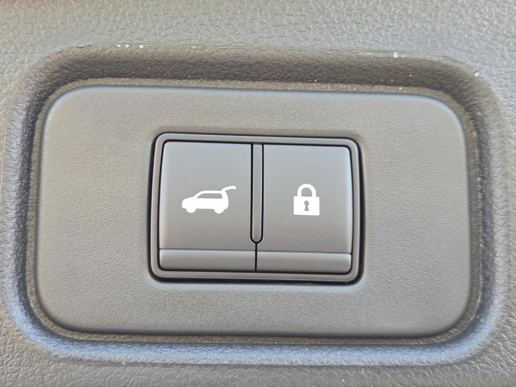 new 2025 Nissan Pathfinder car, priced at $39,092