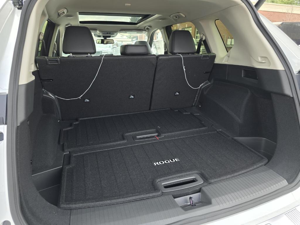 new 2025 Nissan Rogue car, priced at $45,933