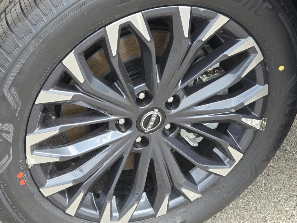 new 2025 Nissan Rogue car, priced at $45,933