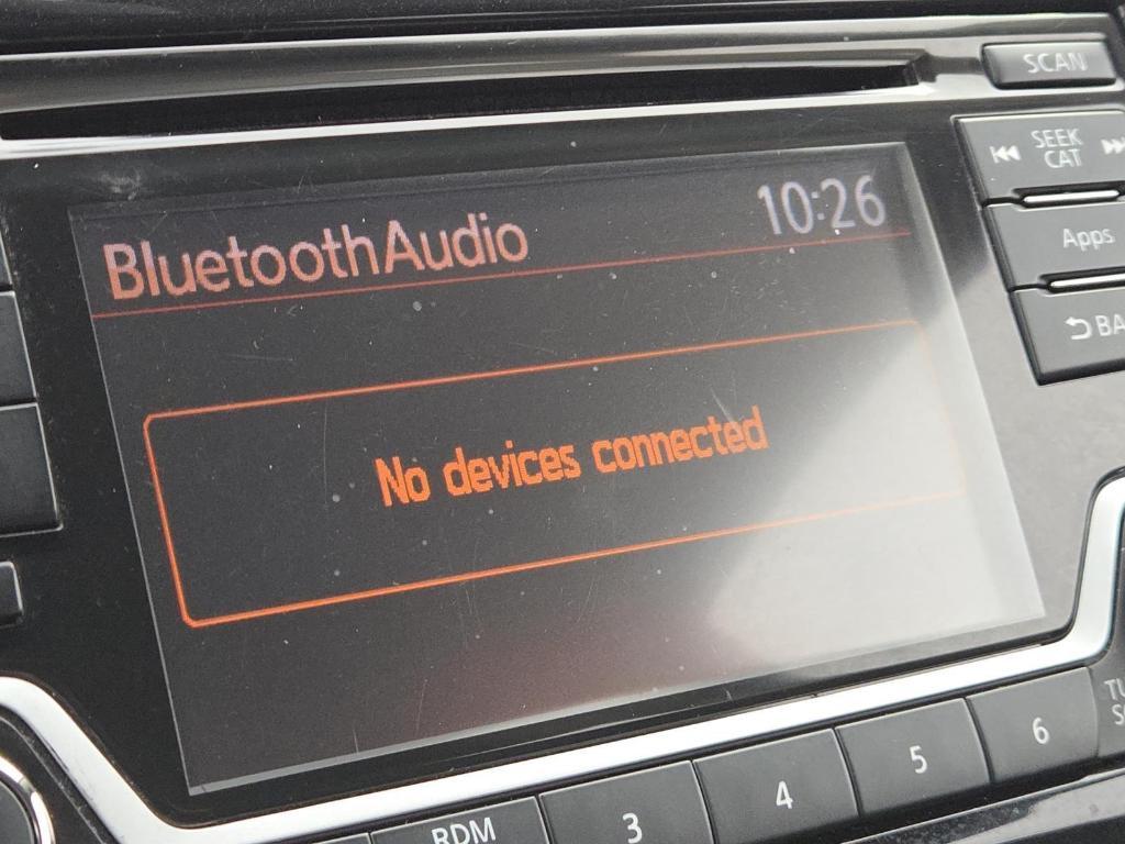 used 2015 Nissan Versa Note car, priced at $11,500