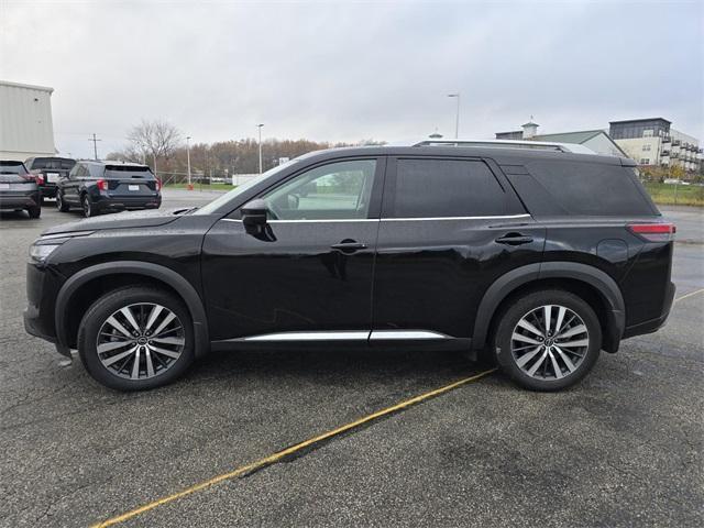 used 2022 Nissan Pathfinder car, priced at $37,800