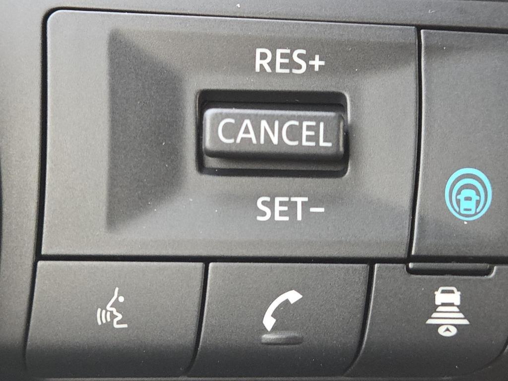 new 2025 Nissan Pathfinder car, priced at $38,187